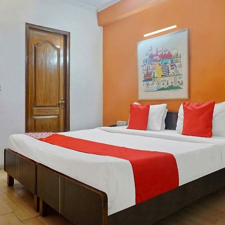 Oyo Flagship 592 Hauz Khas Village New Delhi Buitenkant foto