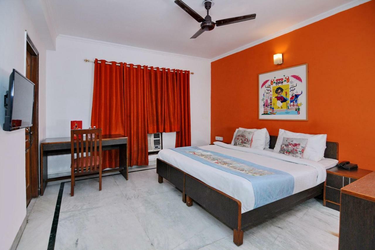 Oyo Flagship 592 Hauz Khas Village New Delhi Buitenkant foto