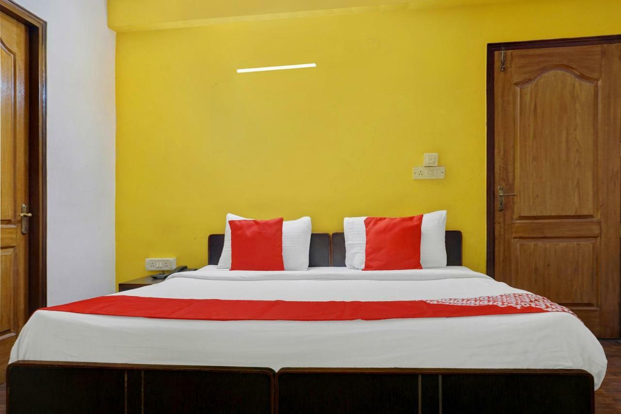Oyo Flagship 592 Hauz Khas Village New Delhi Buitenkant foto