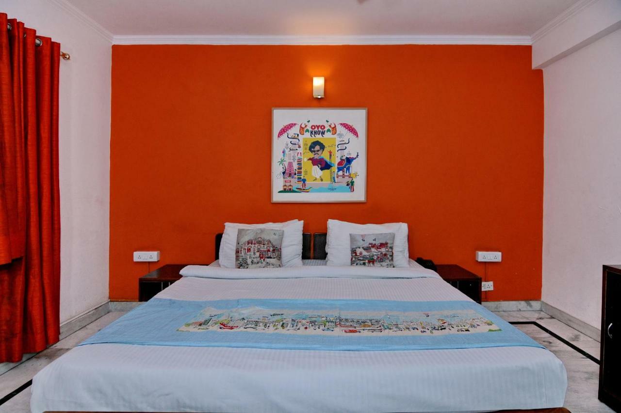 Oyo Flagship 592 Hauz Khas Village New Delhi Buitenkant foto